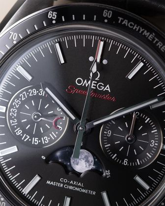 OMEGA Speedmaster Phase de lune Co-Axial Master Chronometer Chronograph
