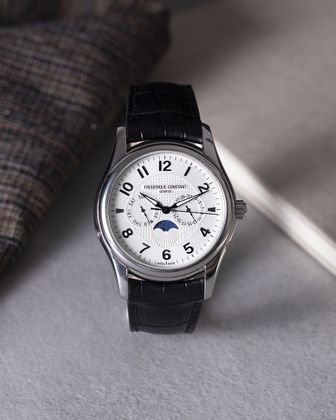FREDERIQUE CONSTANT Runabout Phase de lune