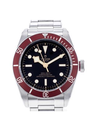TUDOR Black Bay Red