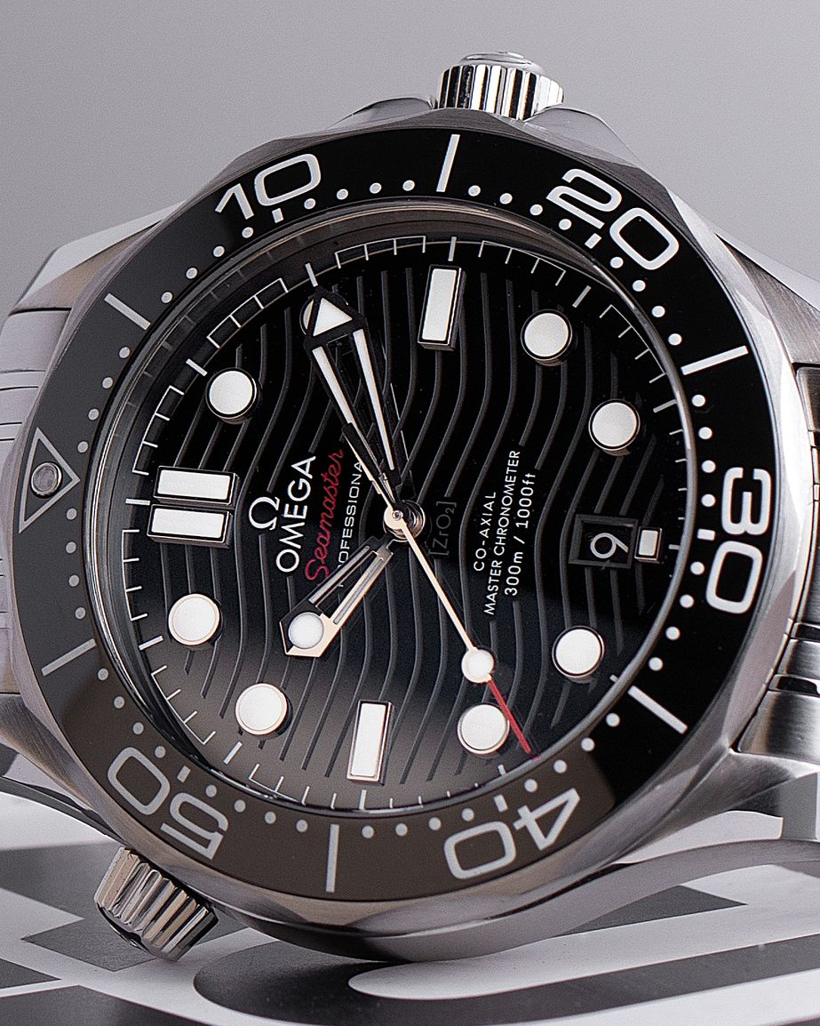 OMEGA Seamaster 300 Diver Co-Axial Master Chronometer