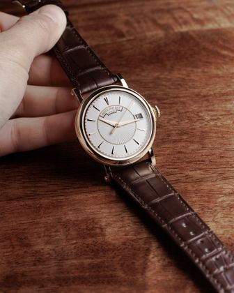 PATEK PHILIPPE Calatrava