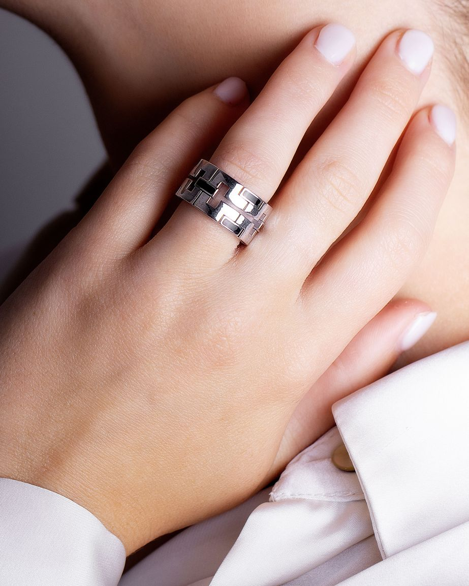 CARTIER Le baiser du Dragon