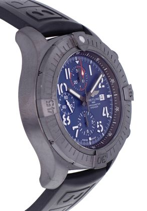 BREITLING Super Avenger Chronographe Night Mission