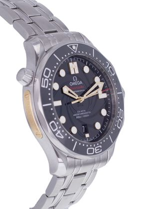 OMEGA Seamaster 300 Diver Co-Axial Master Chronometer