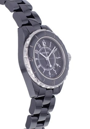 CHANEL J12 33 mm Quartz