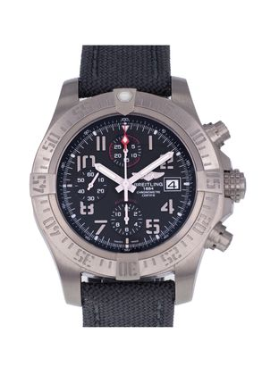 BREITLING Avenger Chronograph