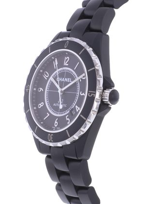 CHANEL J12 42 mm