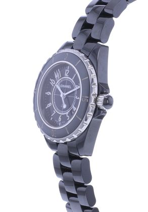 CHANEL J12 33 mm Quartz