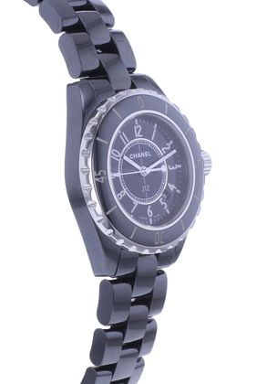 CHANEL J12 33 mm Quartz