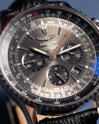 BREITLING Navitimer 01 Manufacture Limited Edition