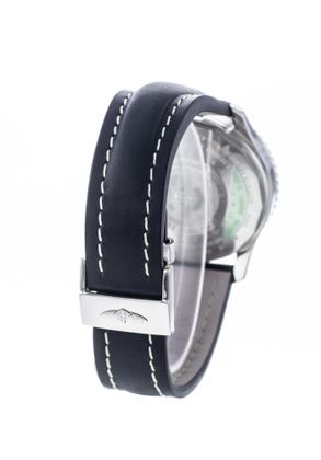 BREITLING Navitimer World