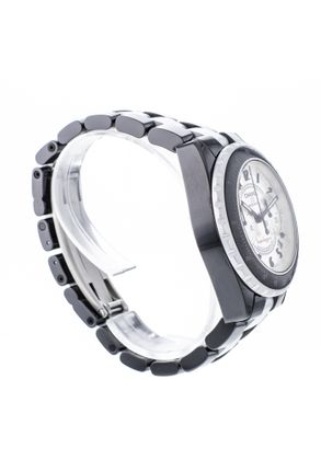 CHANEL J12 Superleggera Chronographe