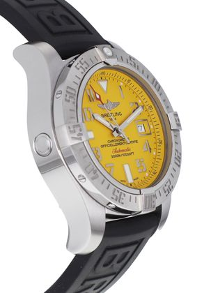 BREITLING Avenger
