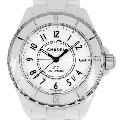 CHANEL J12 38 mm