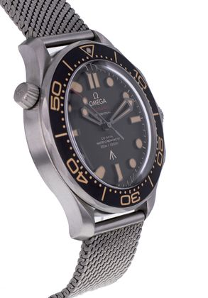 OMEGA Seamaster 300 Diver "007"