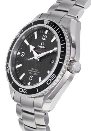 OMEGA Seamaster Planet Ocean Quantum of Solace