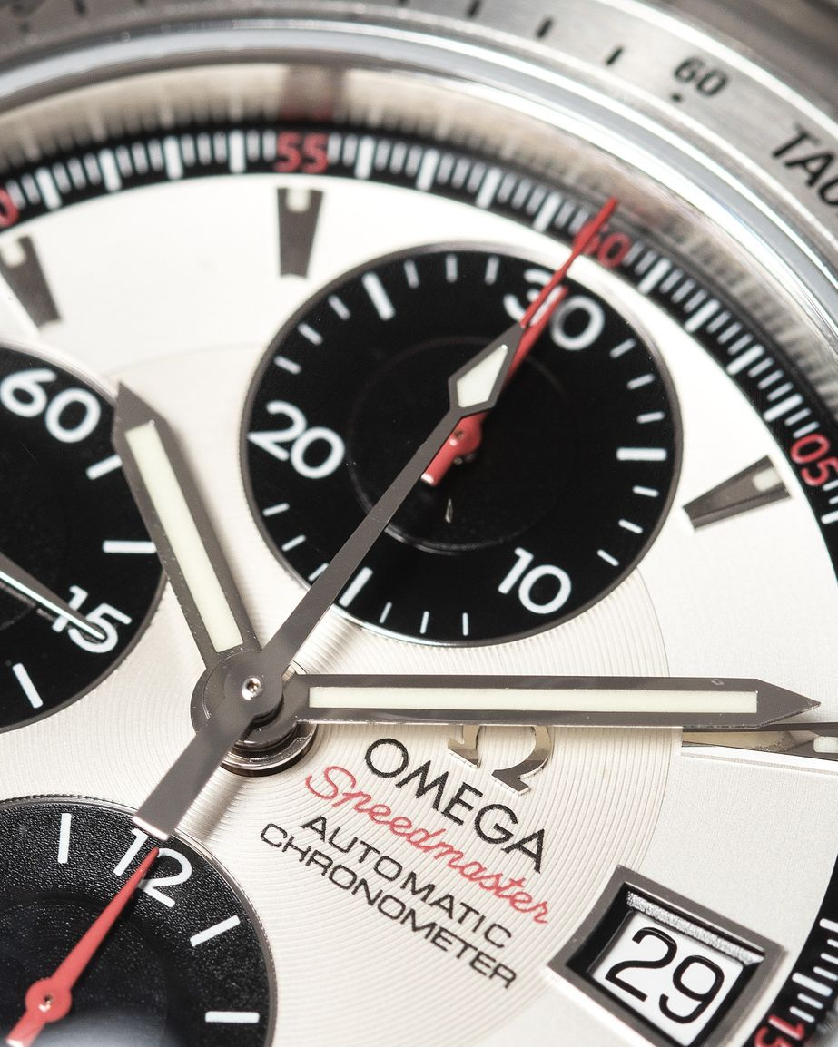 OMEGA Speedmaster Chronographe Racing