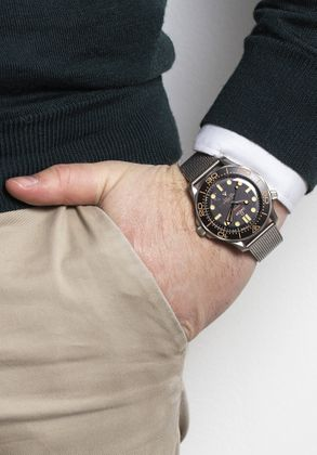 OMEGA Seamaster 300 Diver Co-Axial Master Chronometer Edition 007