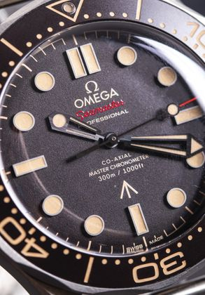 OMEGA Seamaster 300 Diver Co-Axial Master Chronometer Edition 007