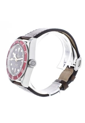 TUDOR Black Bay Red