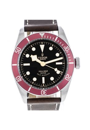 TUDOR Black Bay Red