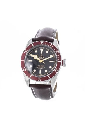 TUDOR Black Bay Red
