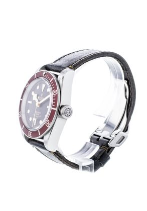 TUDOR Black Bay Red