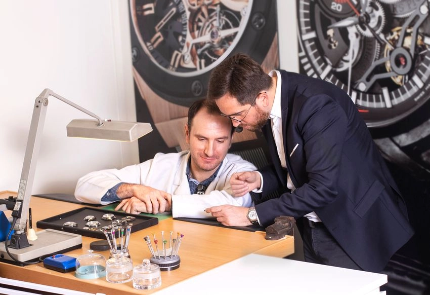 CRESUS : THE EXPERT IN PRE-OWNED LUXURY WATCHES