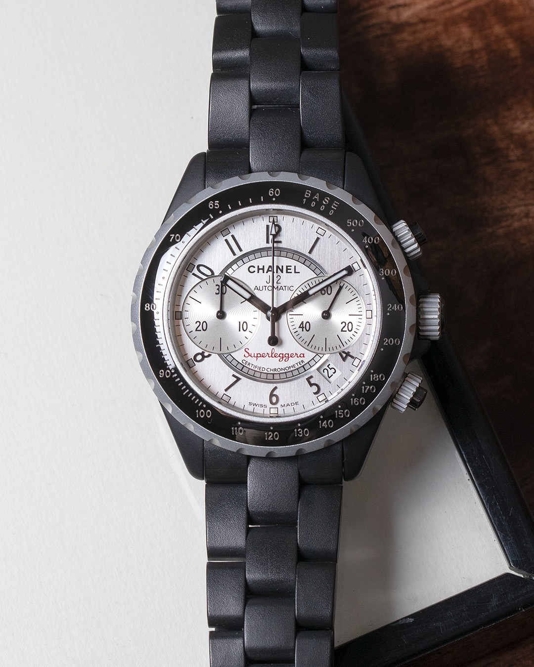 La Cote des Montres: CHANEL J12 Superleggera quote - H2004